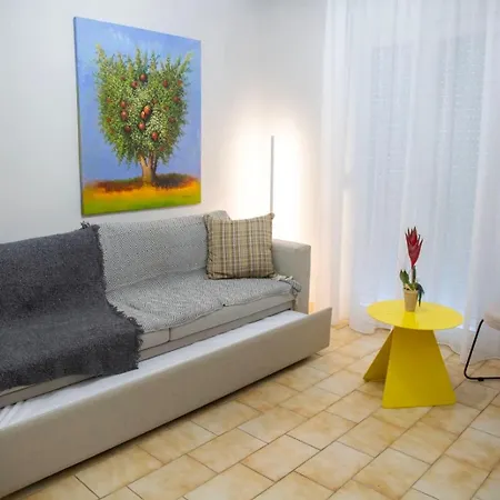 Minimal House Apartment